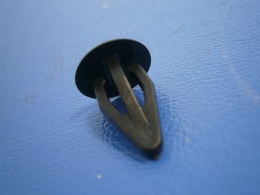 Preview: Clip Innenverkleidung schwarz, T2b+T3 hinten, Sparkäfer 74-78