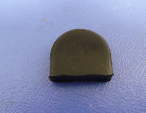 Durchführung Rückleuchtenkabel T2 8/71-7/79 geschlossen