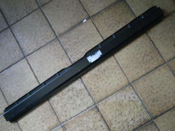 Motorklappenträger T2 8/76-7/79 NOS