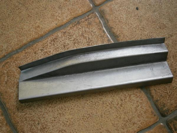 B-Säule rechts T1 unten innen