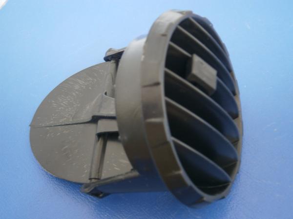 Luftausströmer rund im Armaturenbrett T2 8/67-7/79