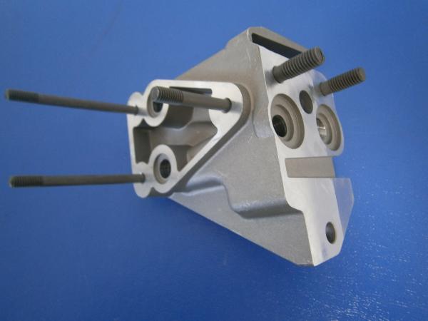 Halteflansch Ölkühler 1300 + 1600 Doppelkanalmotor