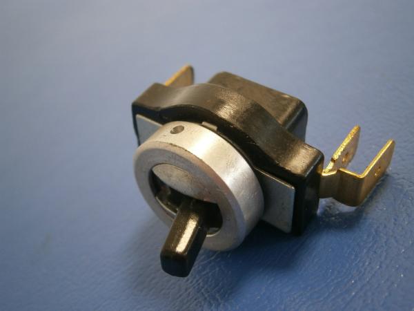 Innenleuchtenschalter T1