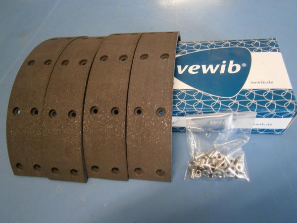 Satz Bremsbeläge hinten Bus 3/55-7/63 + 181 mit Pendelachse