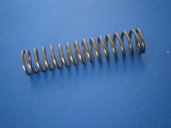 Druckfeder im Gasgestänge T2/T3 Flachmotor