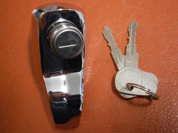 Griff für Heckklappe T1/T2a  8/66-7/71 Topqualität