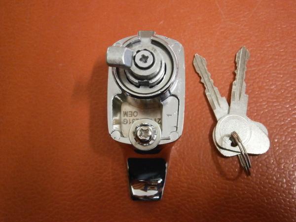 Griff für Heckklappe T1/T2a  8/66-7/71 Topqualität