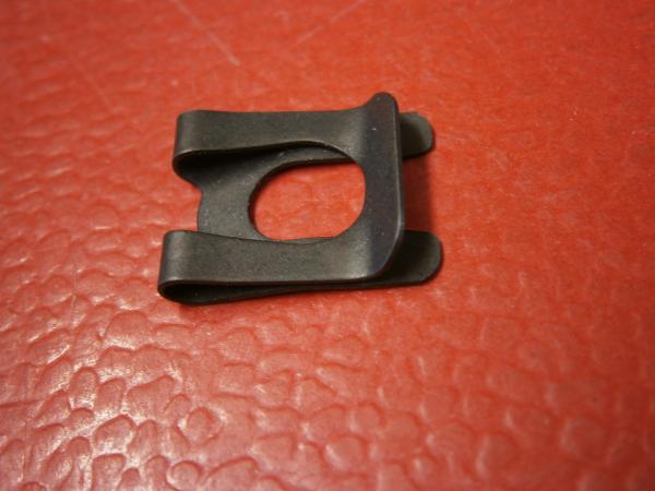 Halteclip für Haubenscharnier 1303