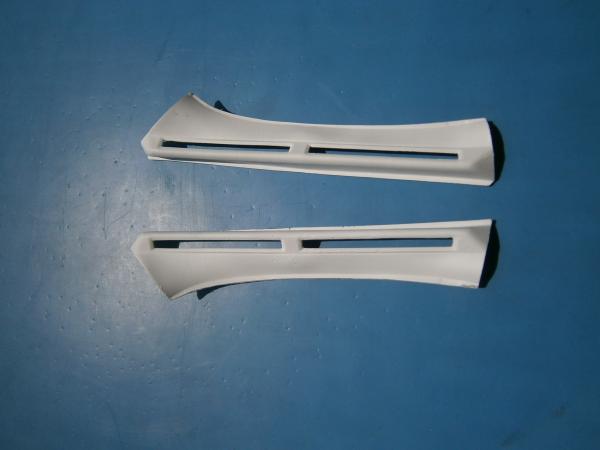 Paar Lufteinlässe Zwangsentlüftung nur 1302 8/70-7/71