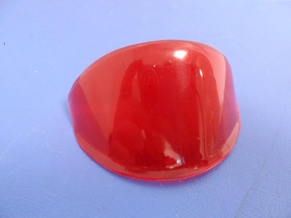 Bremslichtglas in der Kennzeichenleuchte bis 10/52, rot