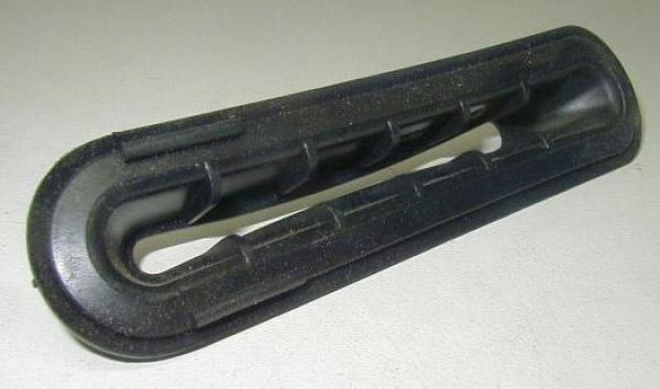 Dichtung Stoßstangenhalter hinten 8/67 - 7/74 alle ; vorne NUR 1200-1500 8/67 - 7/74
