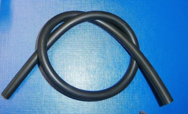 Schlauch vom Nachfüllbehälter zum Hauptbremszylinder bis 7/67