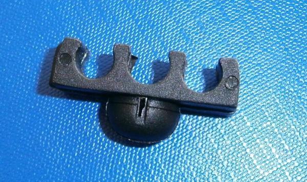 Halteklammer für Zündkabel 3-Fach