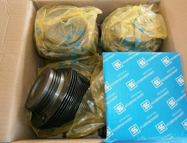 Kolben und Zylinder (Satz) 2000 ccm KS/Mahle